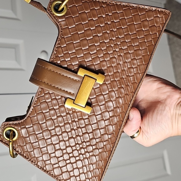 Elegant Panova London Vienna Brown Crossbody Bag - Picture 1 of 5